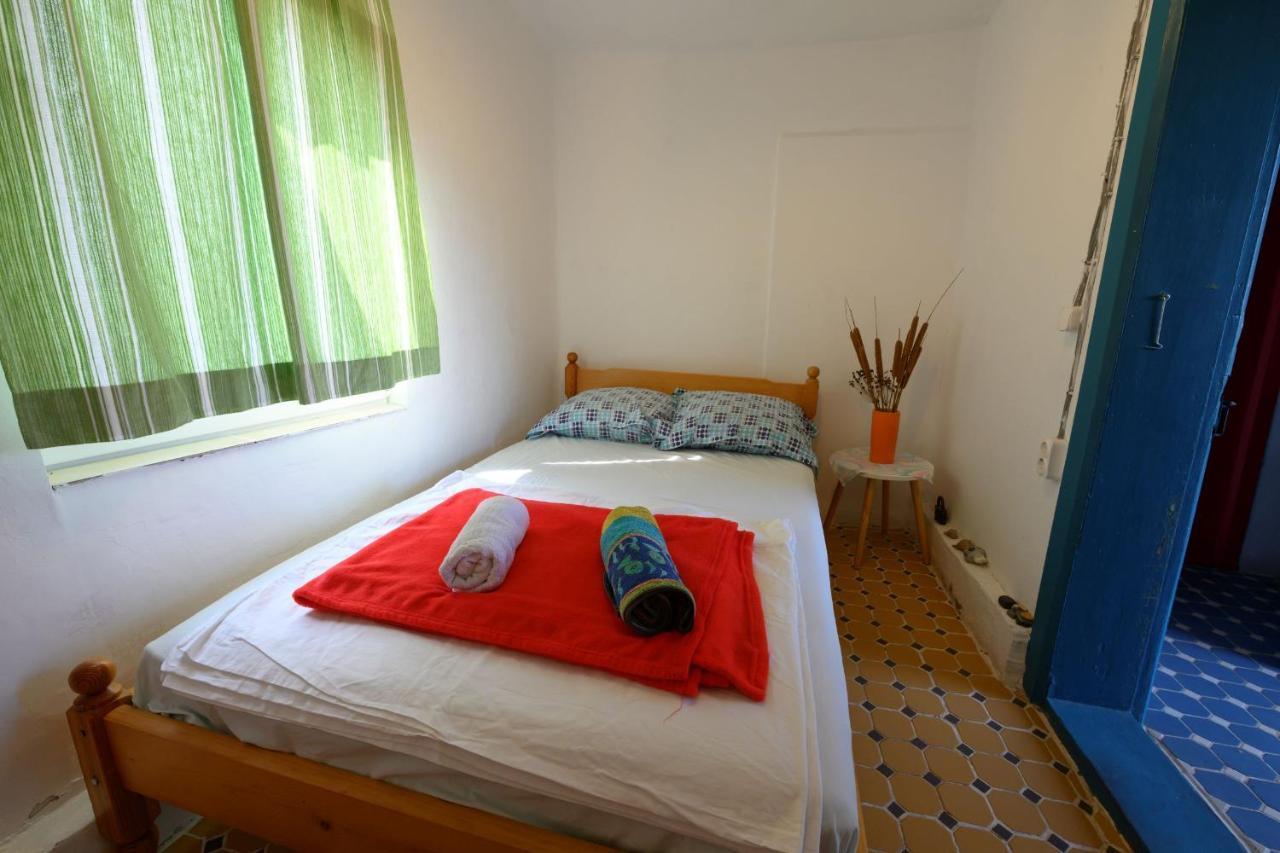 Danube Delta Hostel Homestay & Camping Суліна Екстер'єр фото